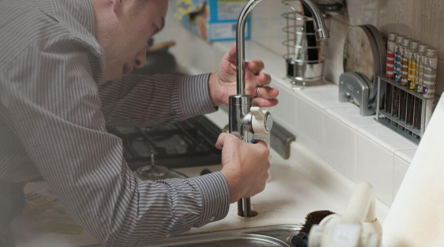 Professional expert plumbing services in D Hanis, TX